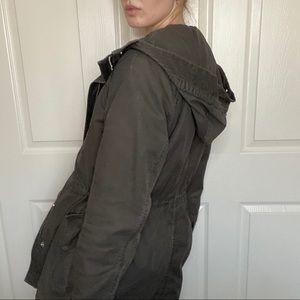 GAP Neutral Grey Parka w/ Removable Sherpa Lining